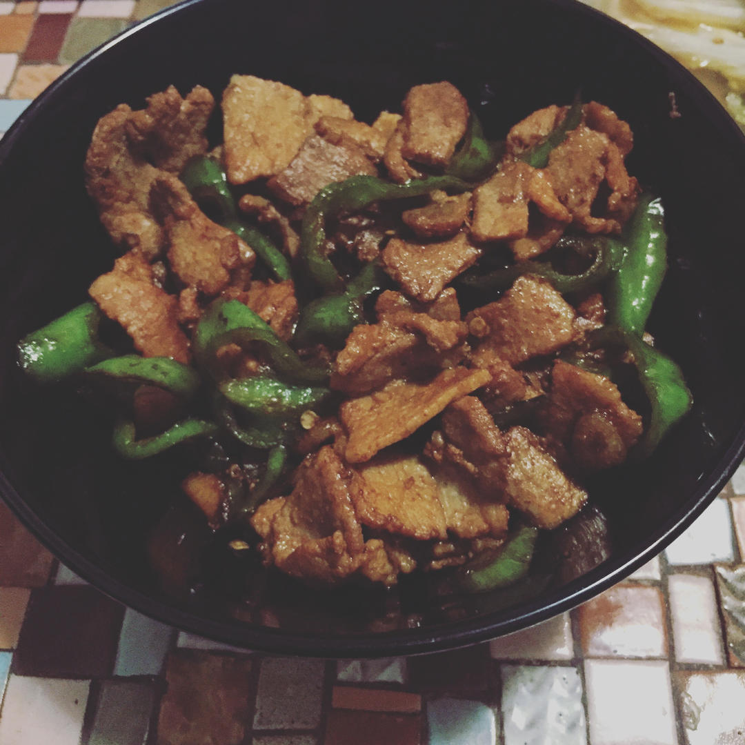 农家小炒肉【记忆中勾魂的油汤】