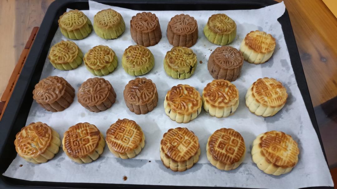 奶酥皮月饼～酥到掉渣，中秋一定要试一试