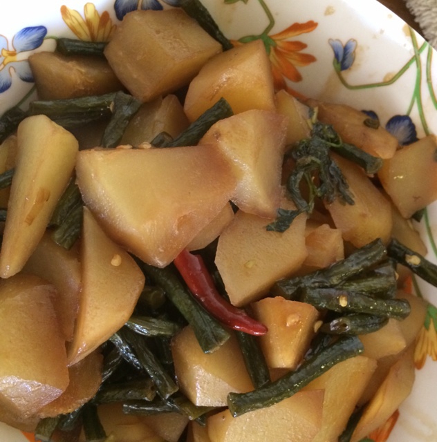 土豆烧豆角