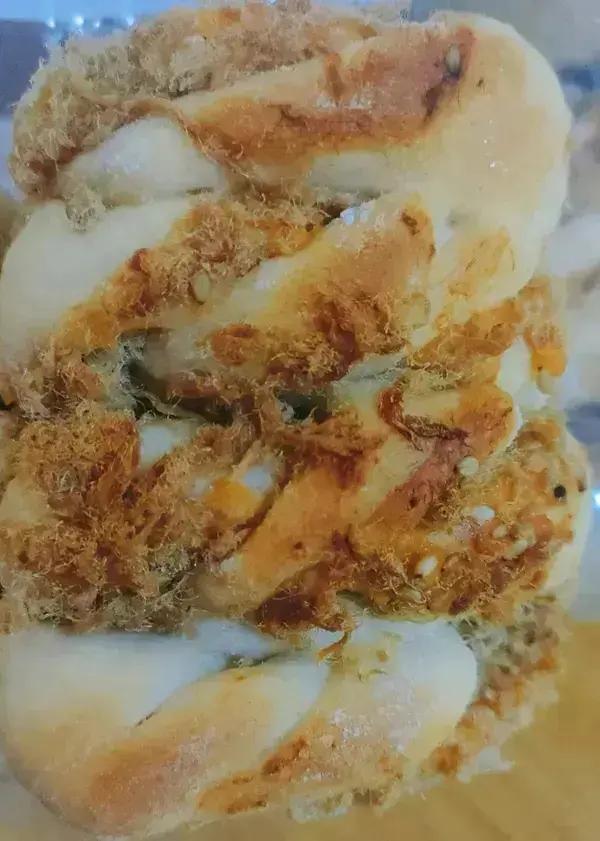 芋泥咸蛋黄软欧包