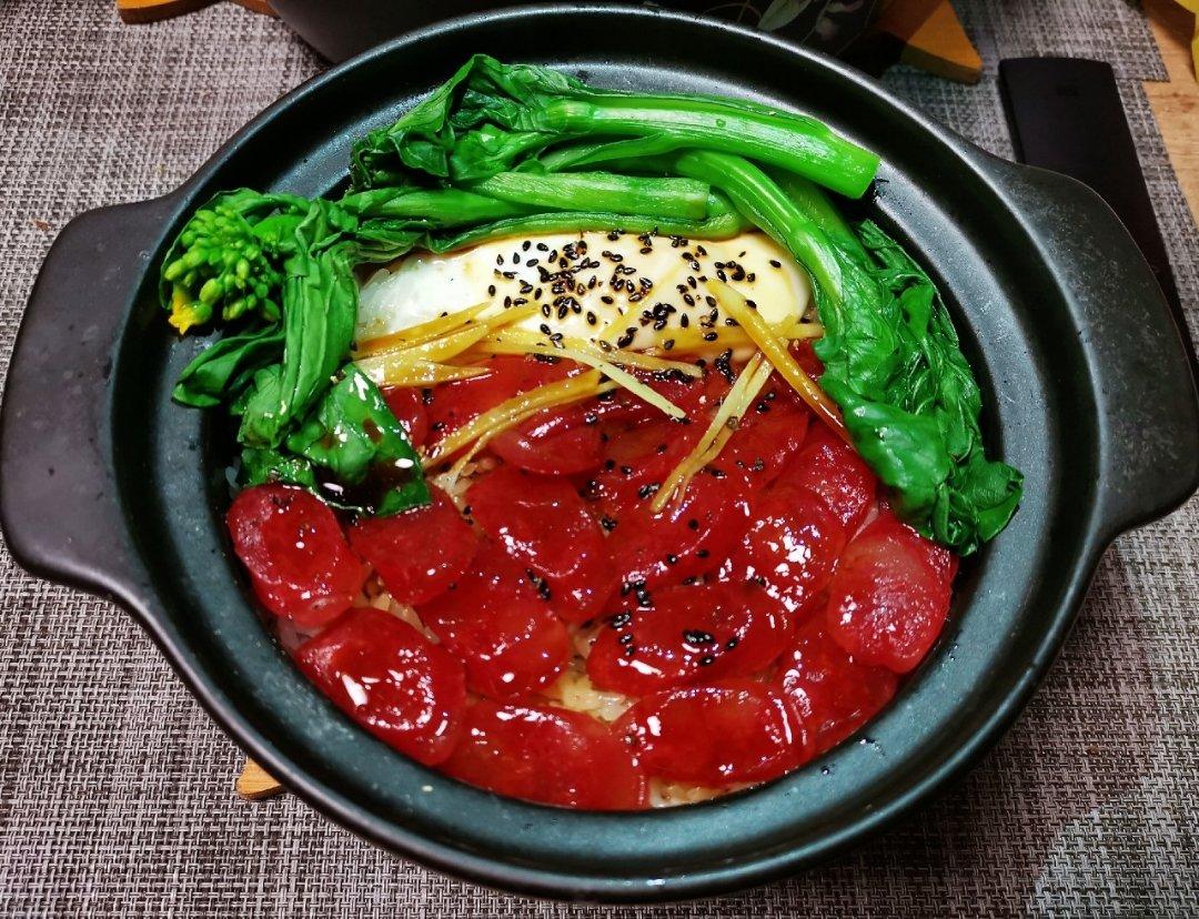 广式腊味煲仔饭