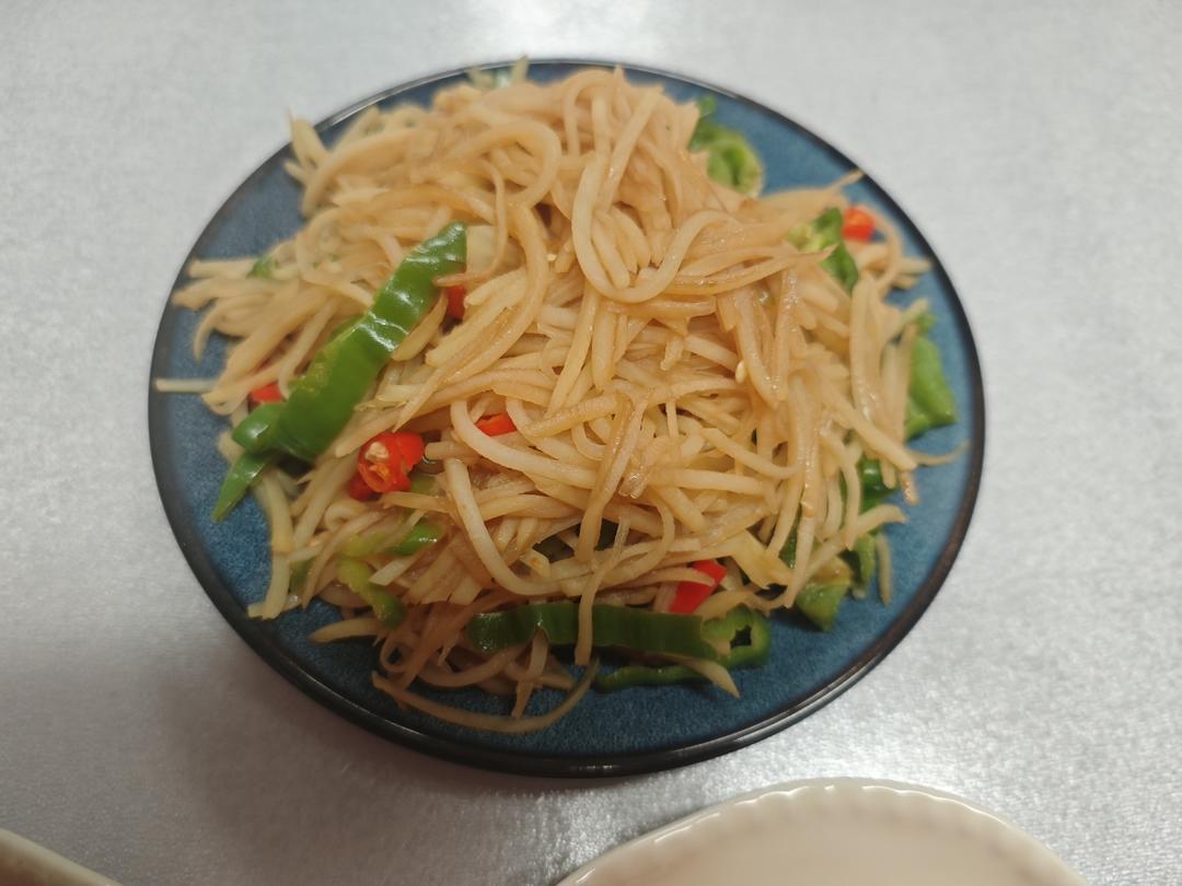 酸辣土豆丝的家常做法 超级下饭