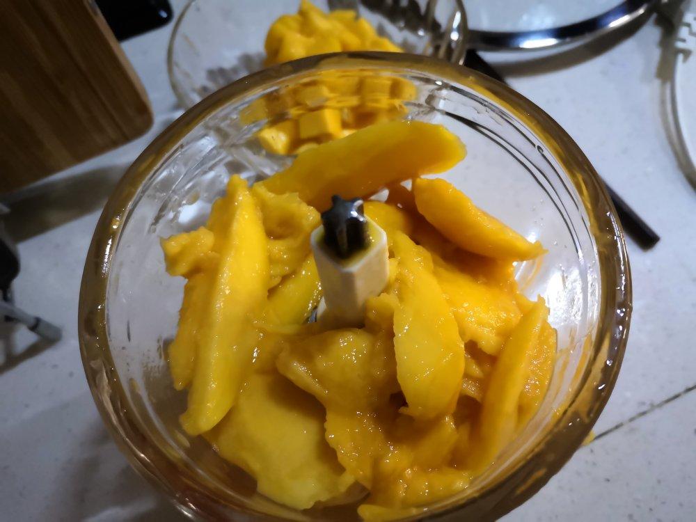 港式甜品——杨枝甘露(芒果西米露)附芒果花切法
