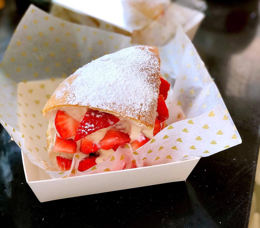 手机用户7699_qmyp做的草莓五层流心乳酪软包(复刻光之乳酪)