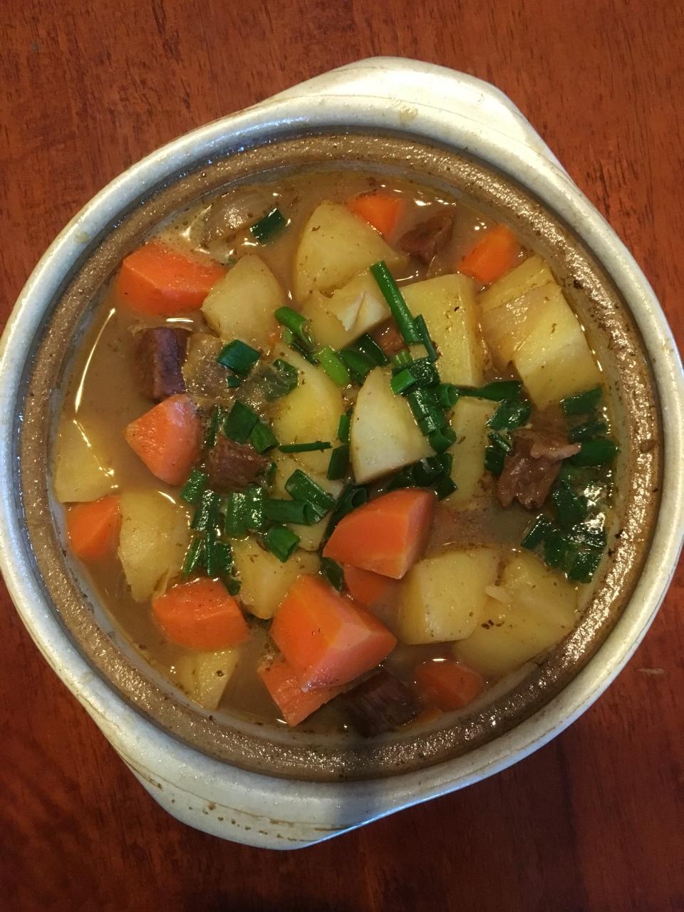 沙沙土豆胡萝卜炖牛肉