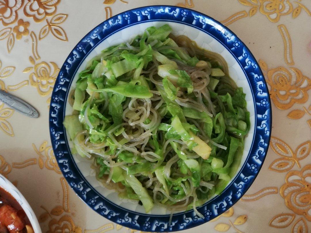 卷心菜炒粉丝 Glass noodles with Cabbage