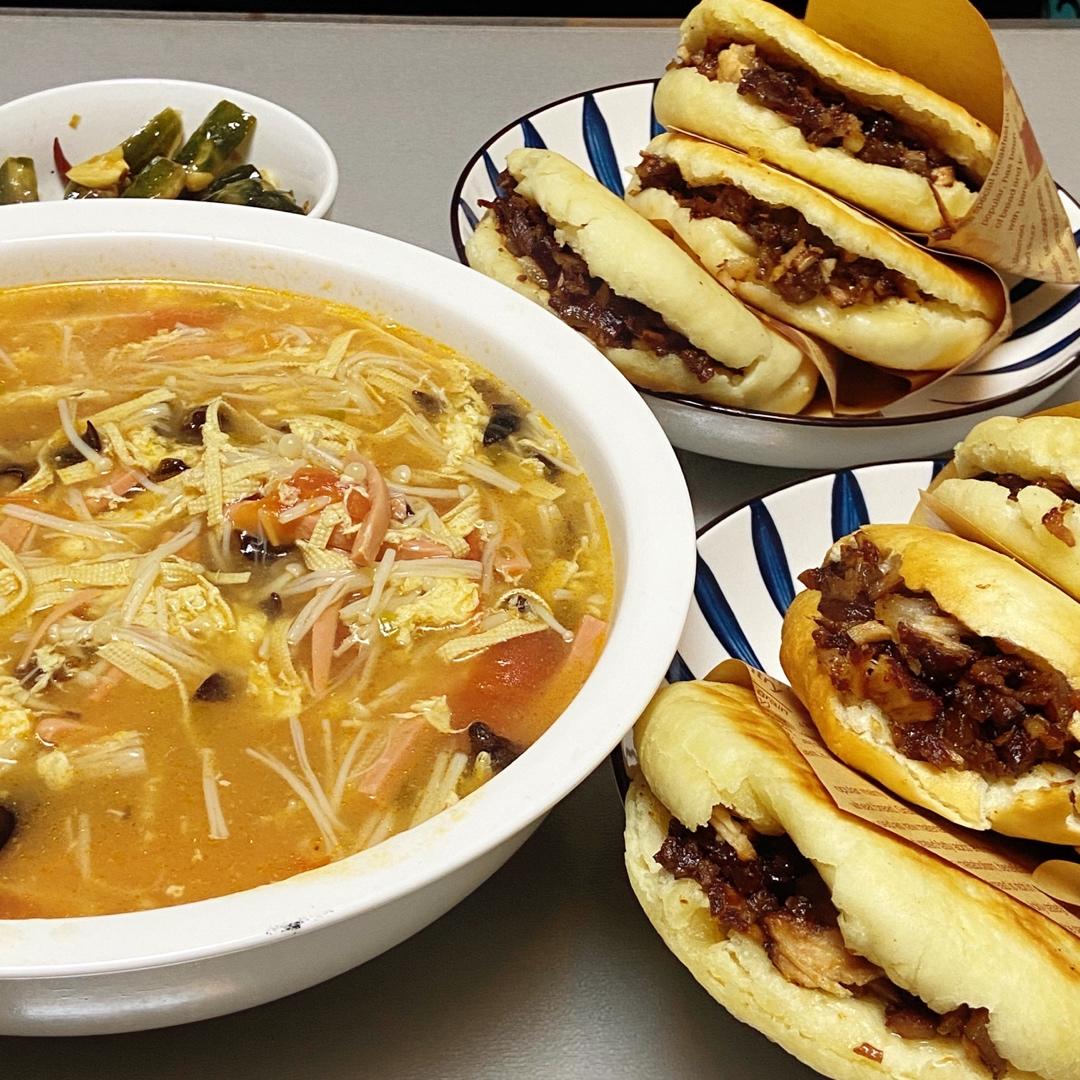空心馍（肉夹馍）