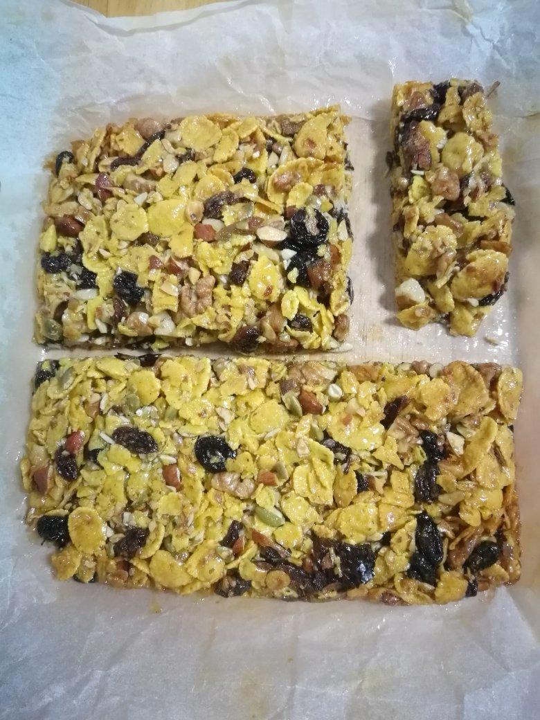 扎心老铁坚果棒