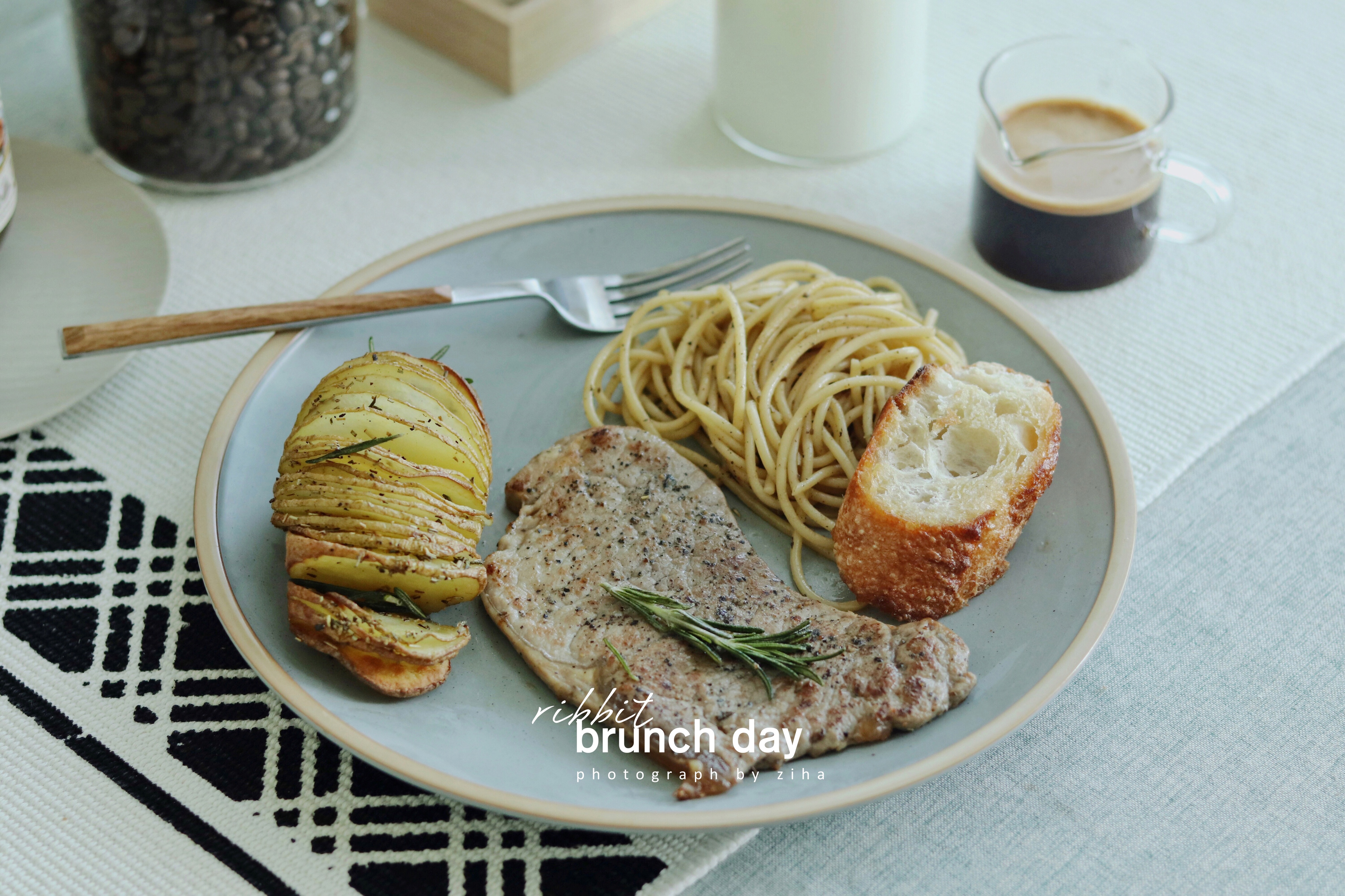 miss 兔的快手菜系列——风琴土豆牛排定食（2分钟牛排嫩出汁）的做法 步骤7