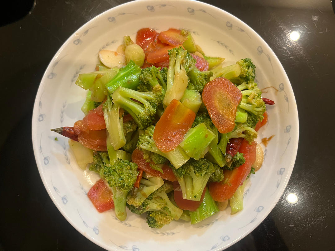 清炒胡萝卜西兰花