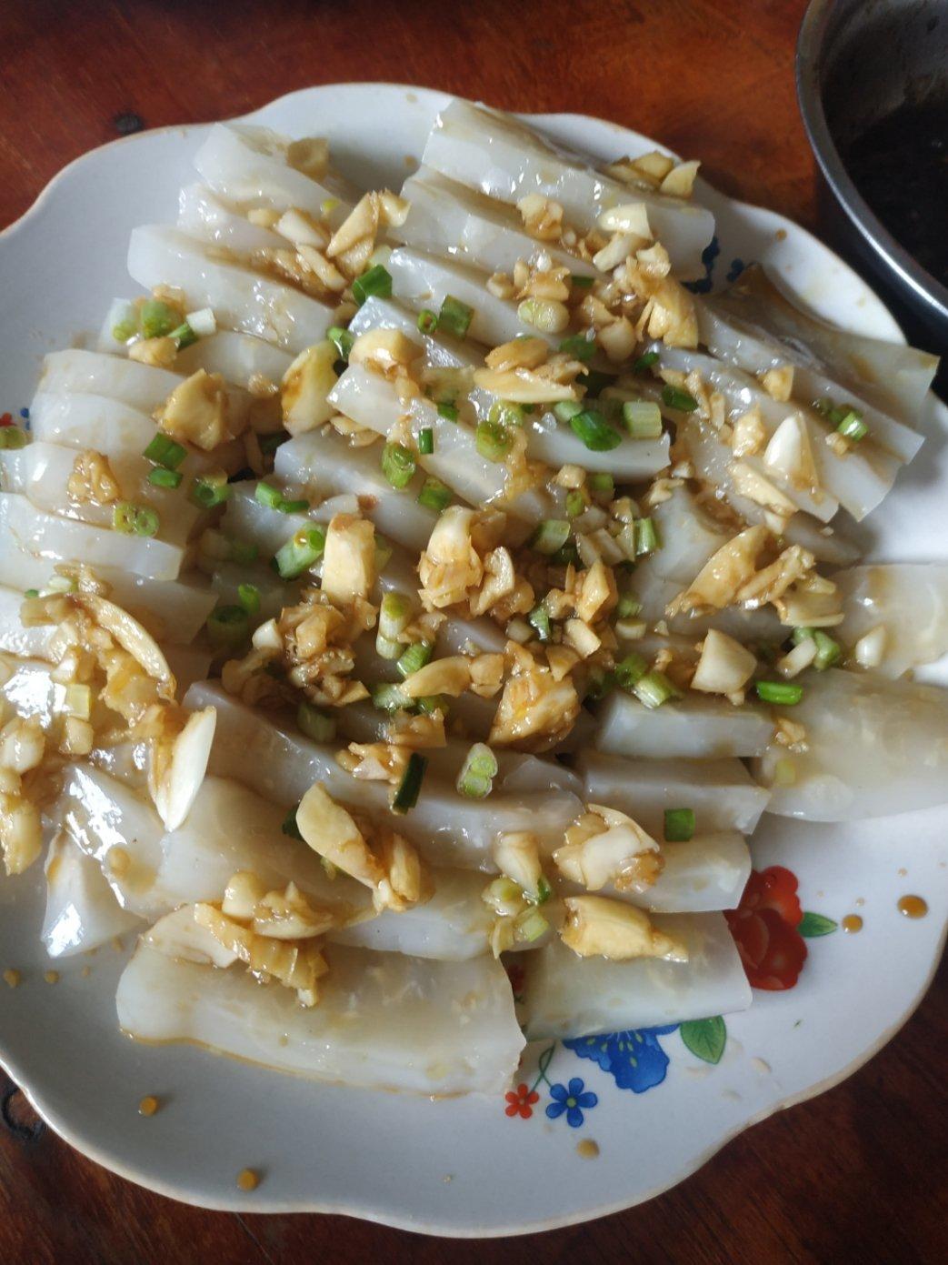 银耳桃胶糖水