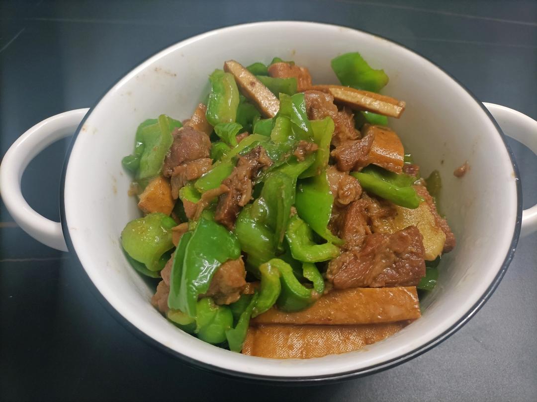 青椒炒豆干
