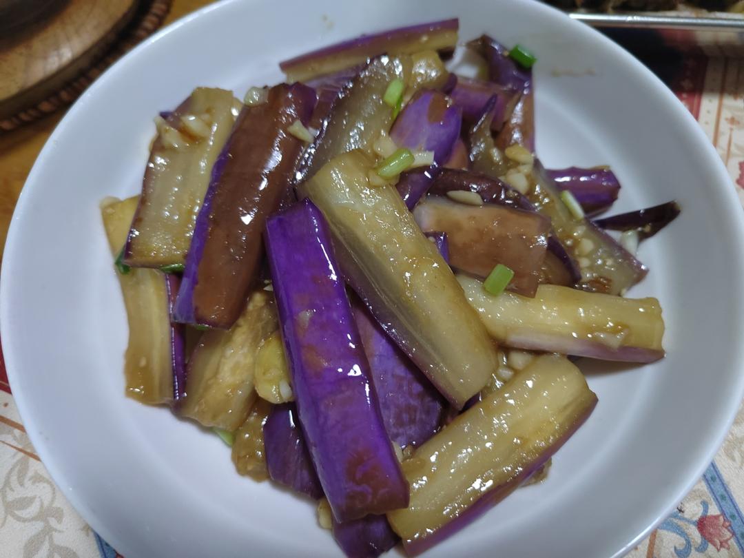 家常红烧茄子🍆，只要少量的油且下饭