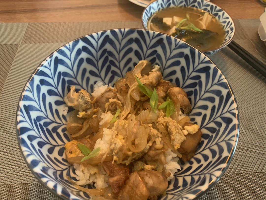 日本盖浇饭始祖亲子丼