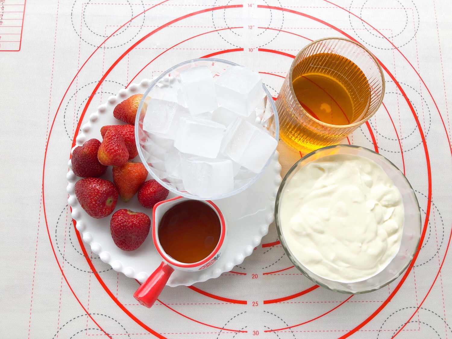 喜茶同款芝芝莓莓奶盖冰饮的做法 步骤7