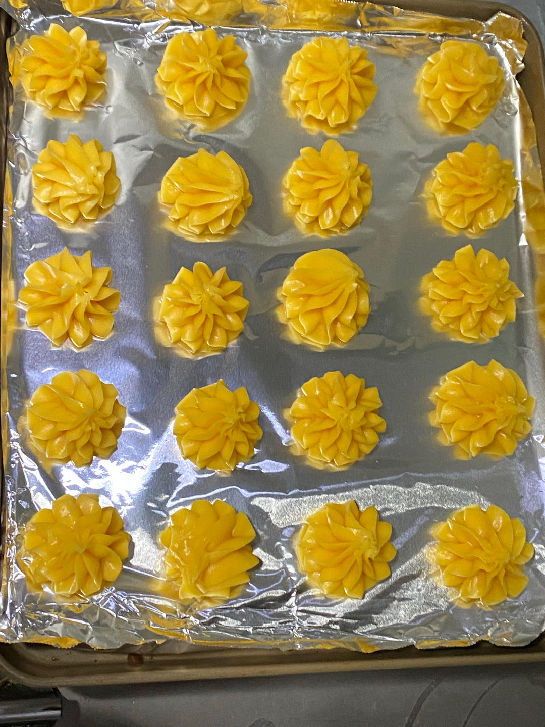 简单易成功的奶油小泡芙做法