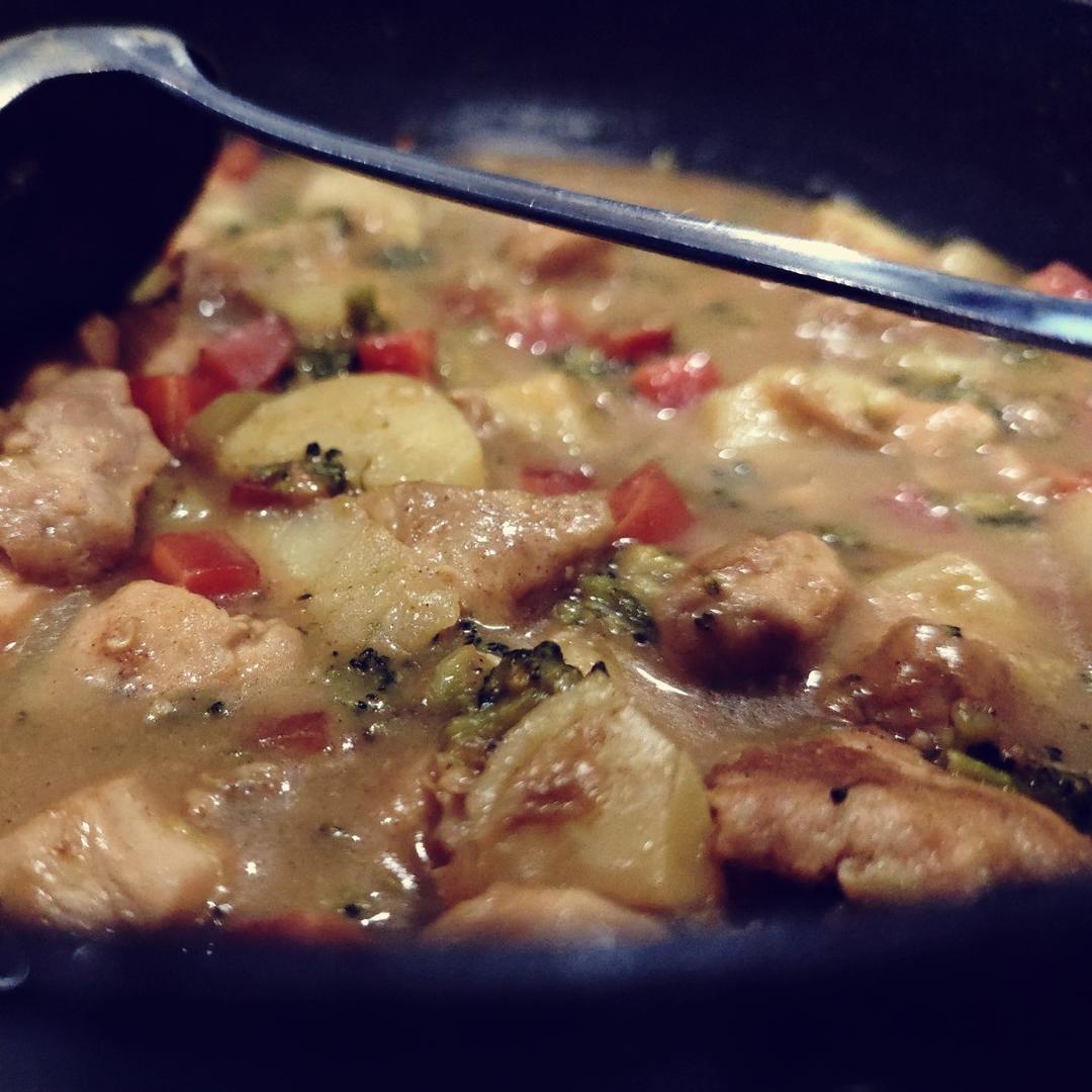 零失败日式咖喱鸡肉饭！！最正宗日本家庭做法！简单又好吃！