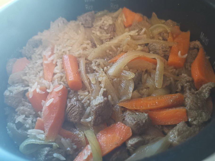 羊肉手抓饭（电饭煲和炒锅对比版）