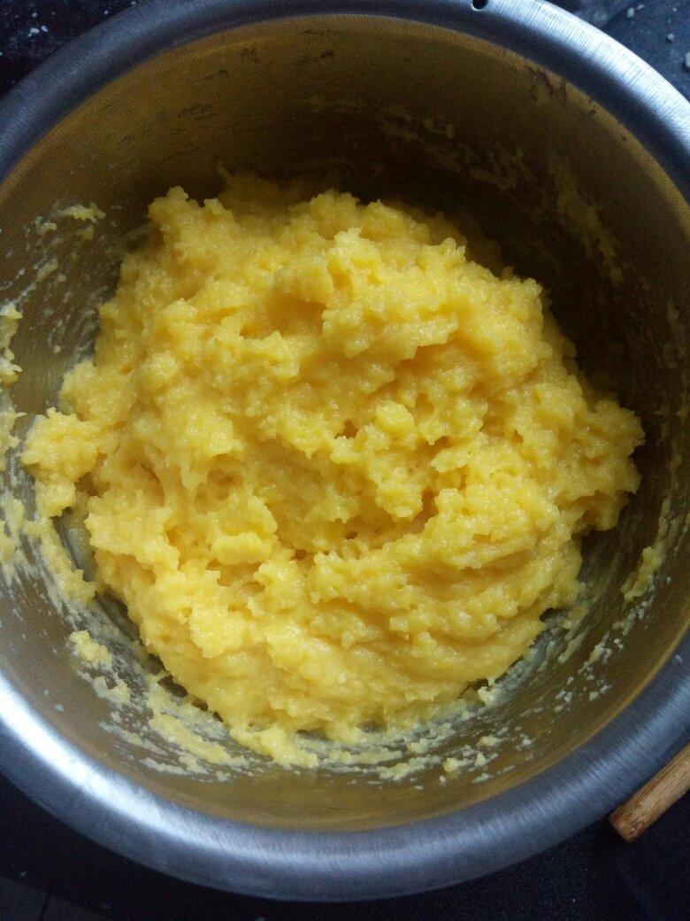 爱心奶黄馅（炒出来的奶黄馅）