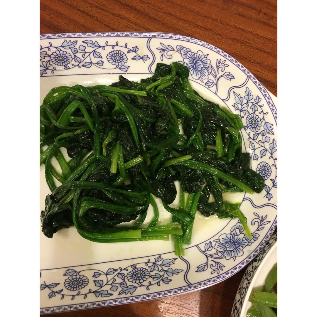 清炒菠菜