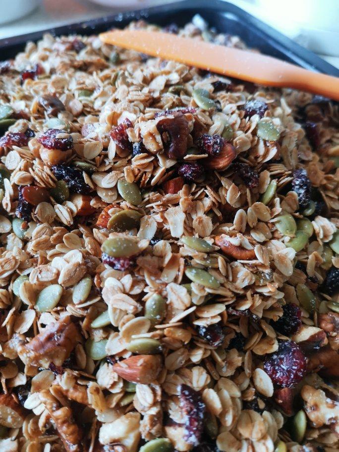 Granola（格兰诺拉麦片）