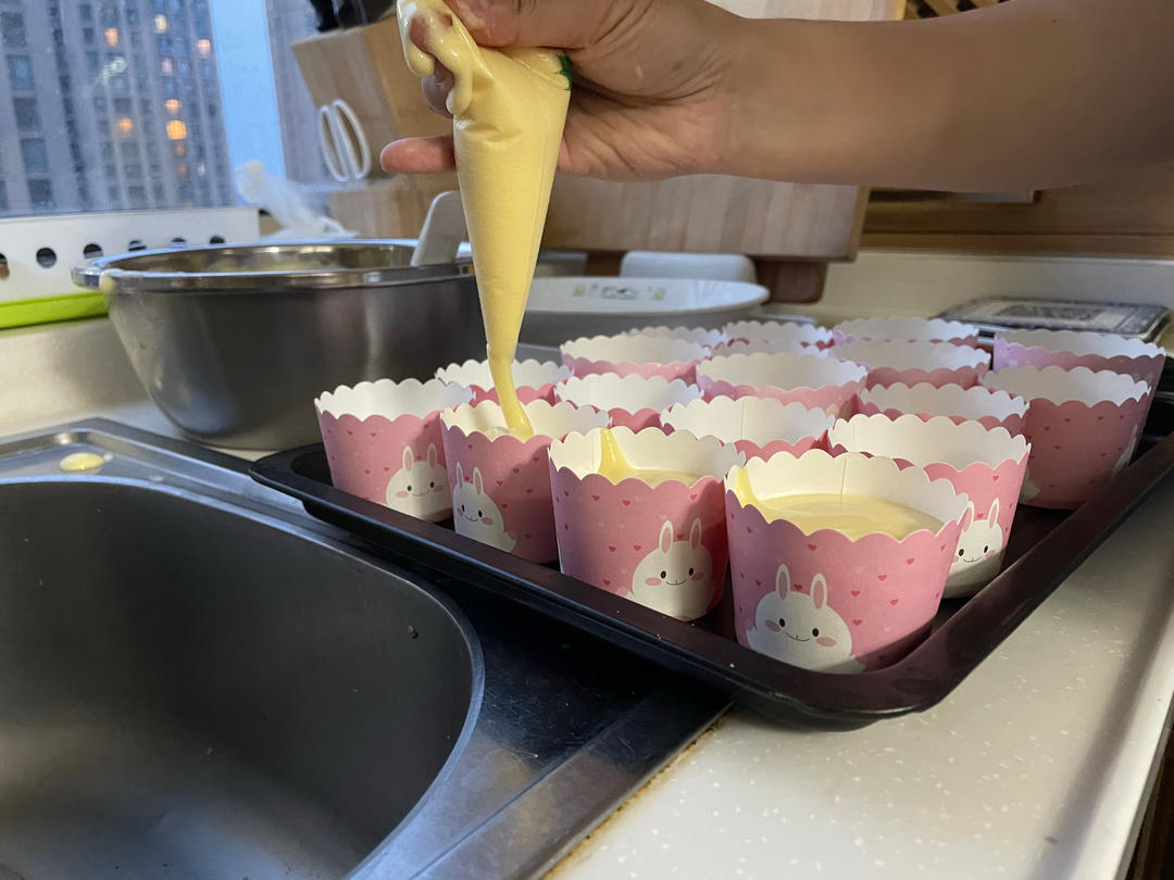 戚风小纸杯蛋糕