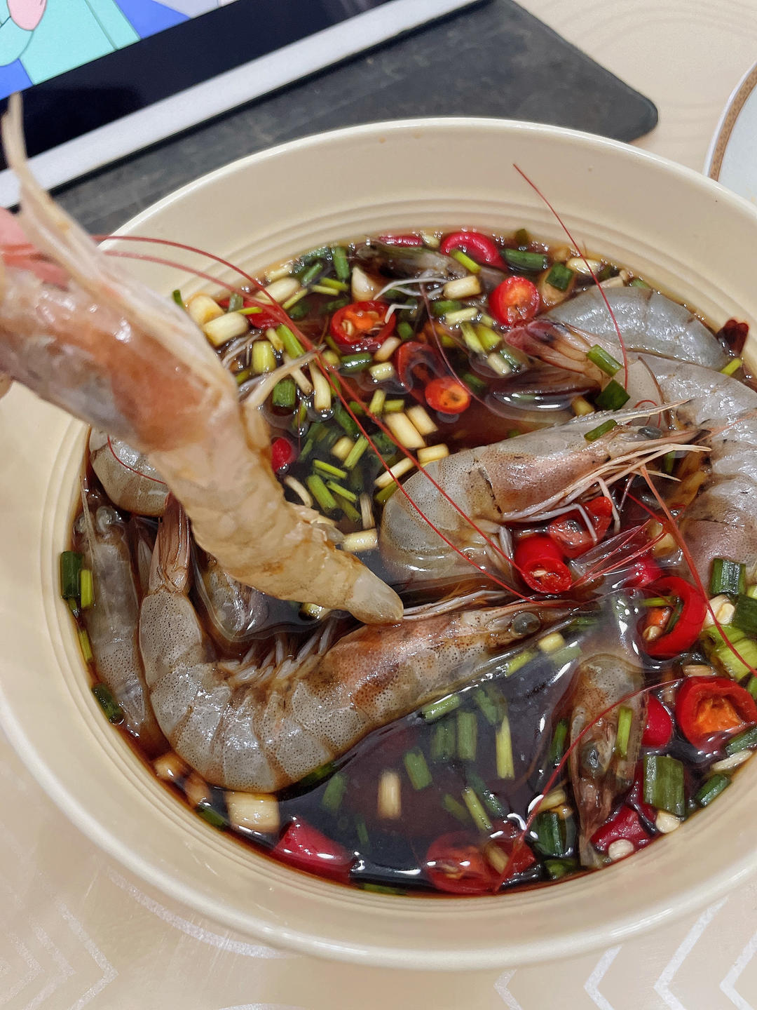 生呛虾，生腌虾（肉质细腻，口感鲜美）