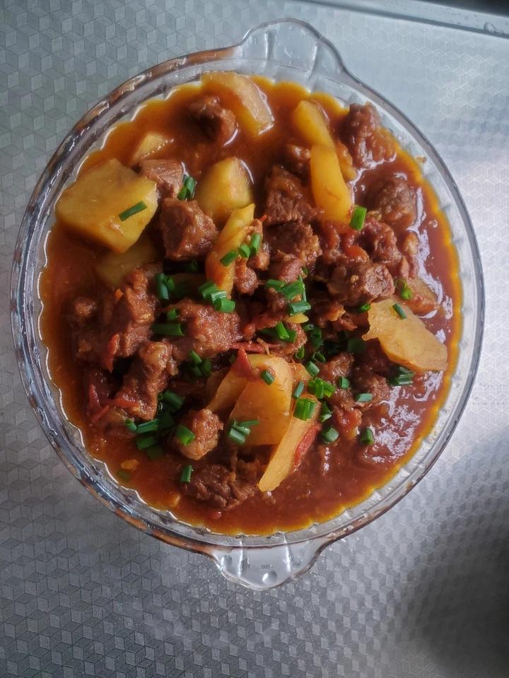 番茄土豆炖牛腩