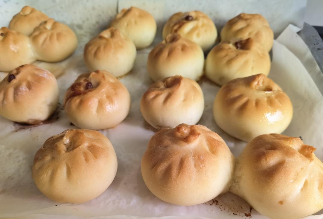 简单粗暴喷喷香的烤包子（自带水煎包体质）