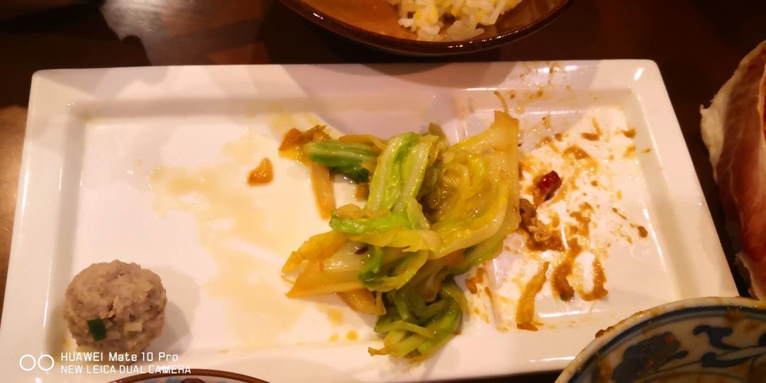 阿婆手撕包菜