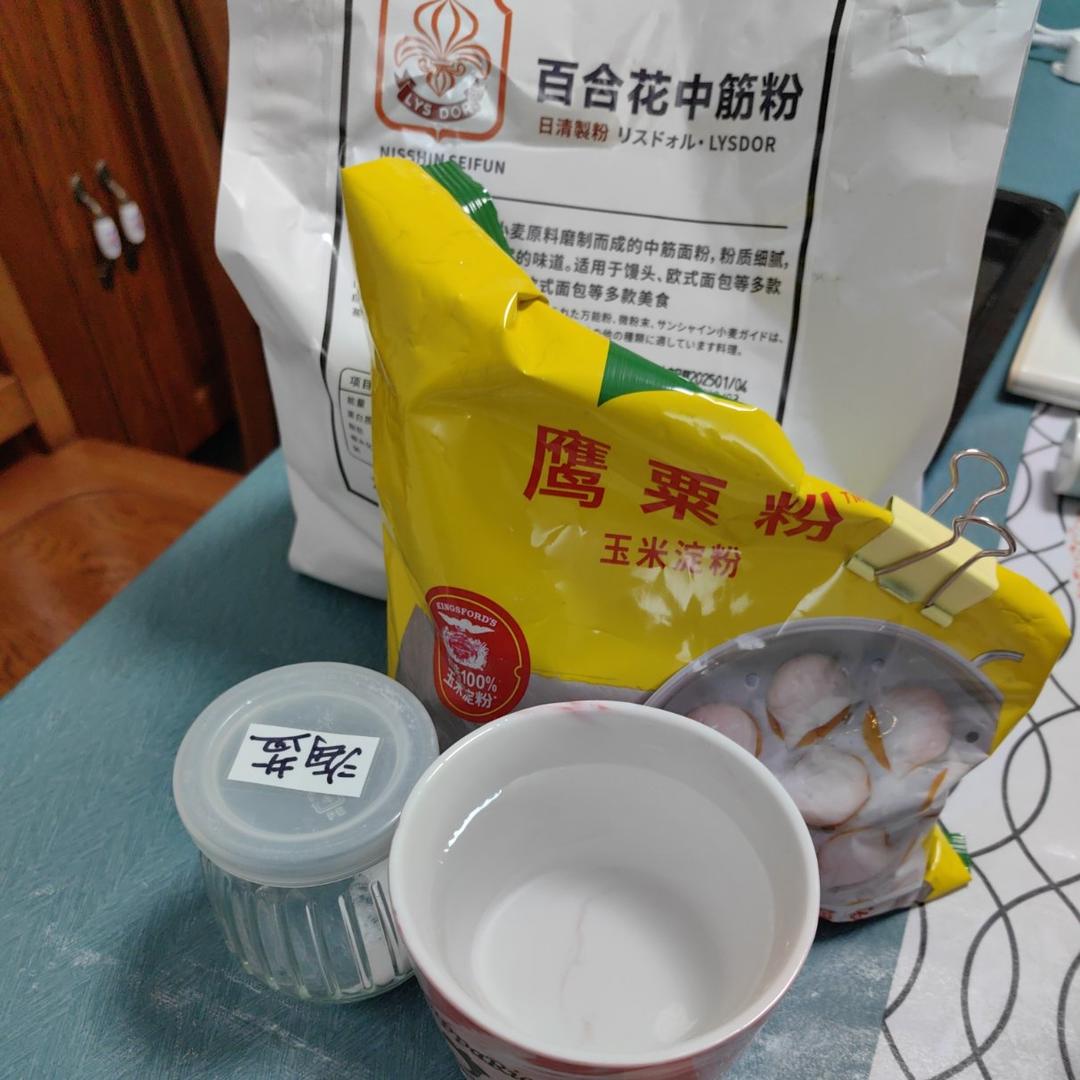 纯奶手撕吐司的做法 步骤1