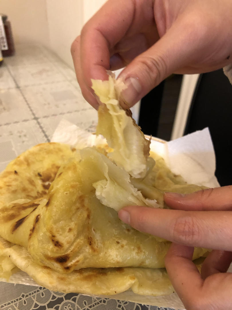 烙饼不硬的小窍门 掌握了你也能看出柔软多层凉了不硬的小油饼