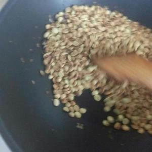烘焙生咖啡豆的做法 步骤4