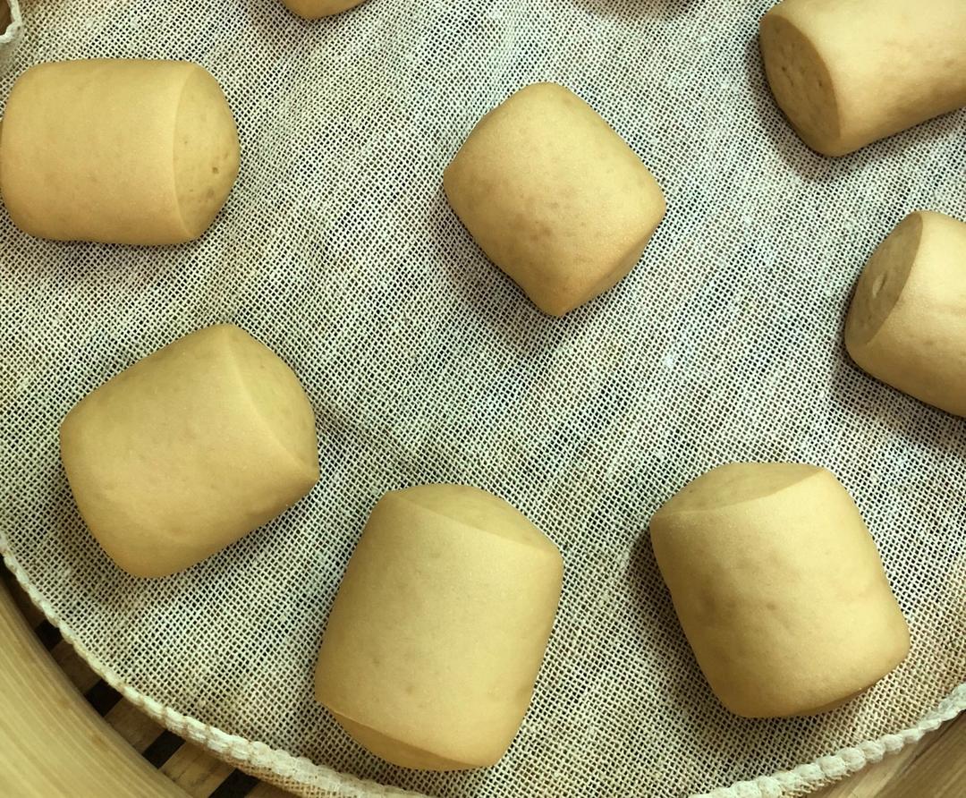 有着面包口感的红糖馒头（一次发酵）