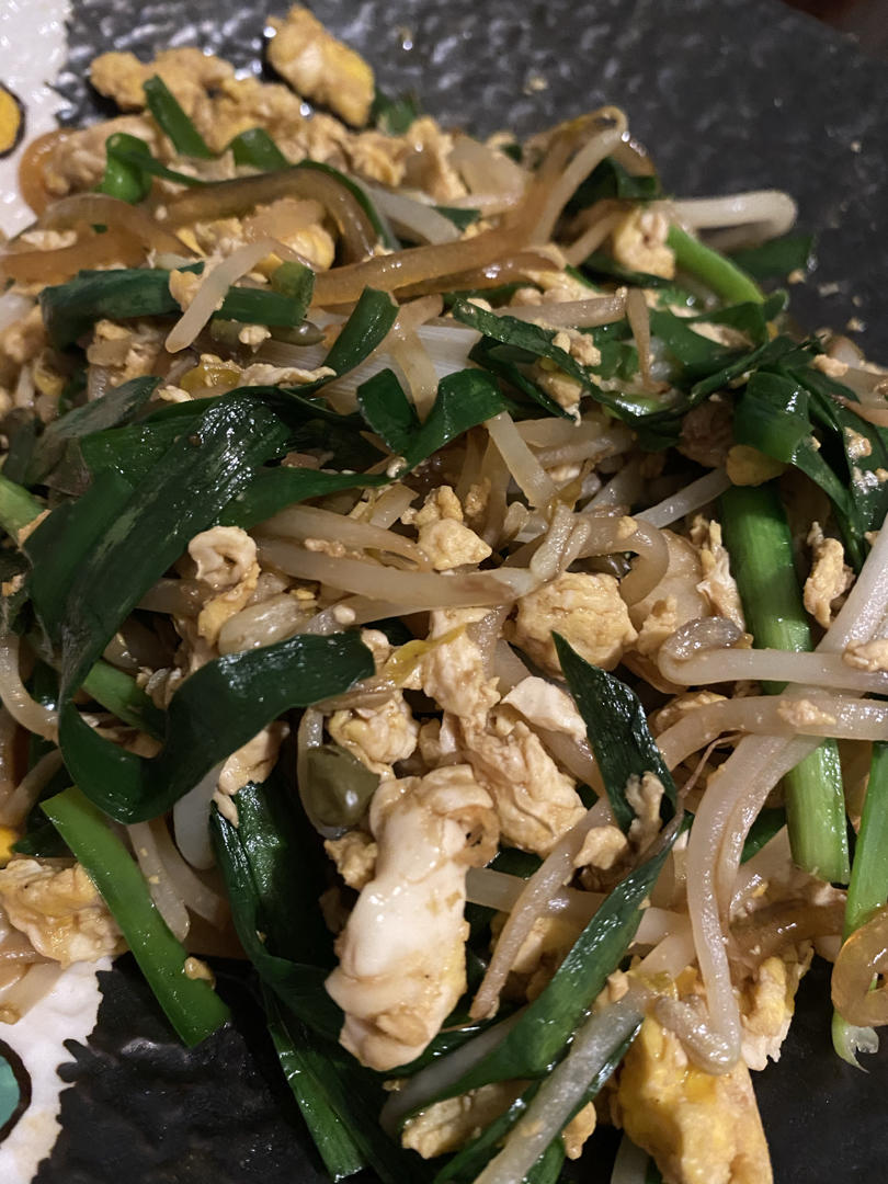 网红同款🤩爆炒“鸡蛋粉丝韭菜豆芽菜”