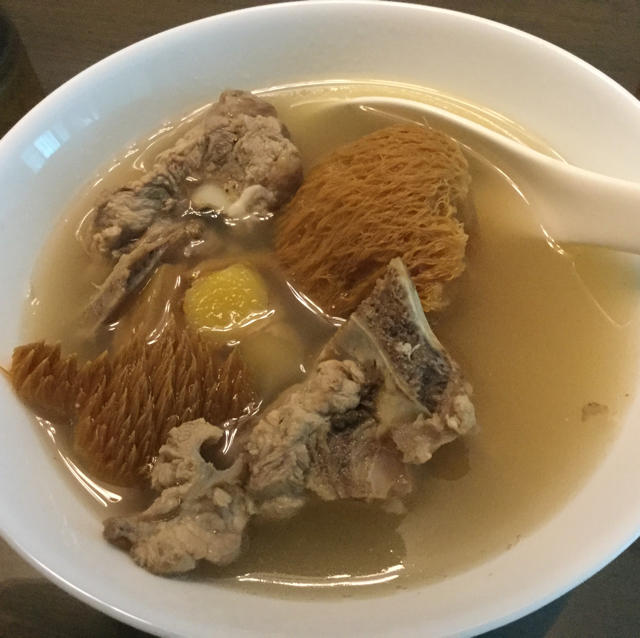 猴头菇炖排骨——老火靓汤