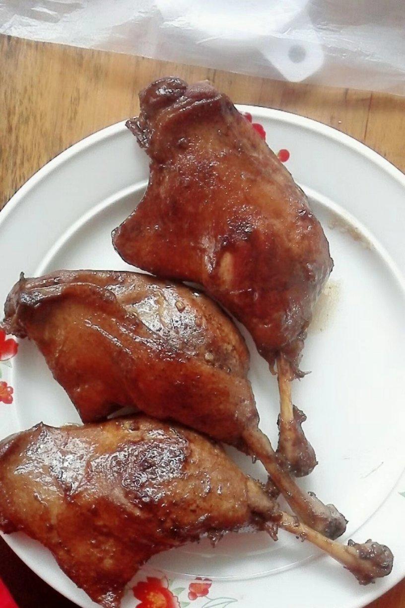 卤鸭腿