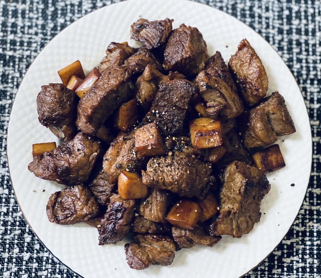 黑胡椒杏鲍菇牛肉粒