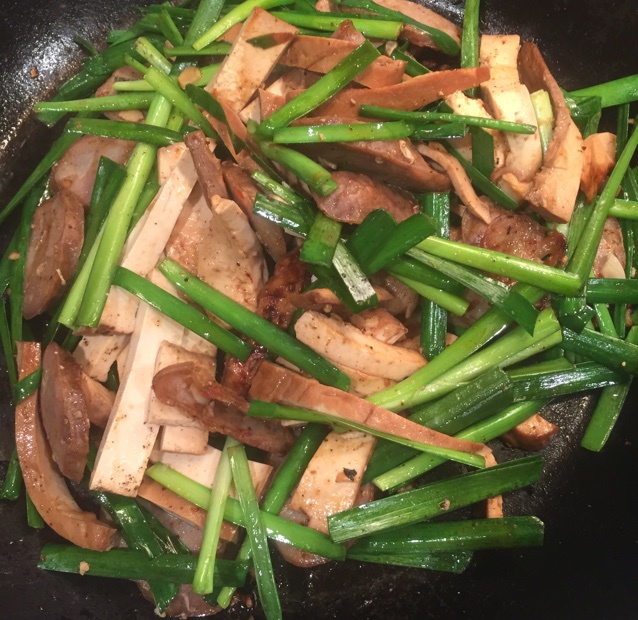 韭菜香干炒肉丝