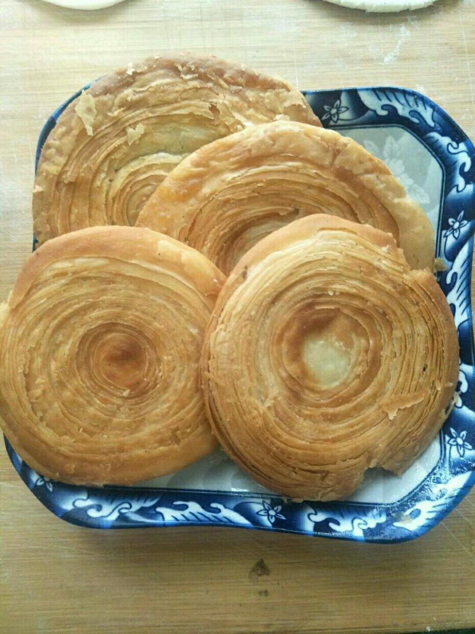 《千层糖酥饼》烤箱、平底锅