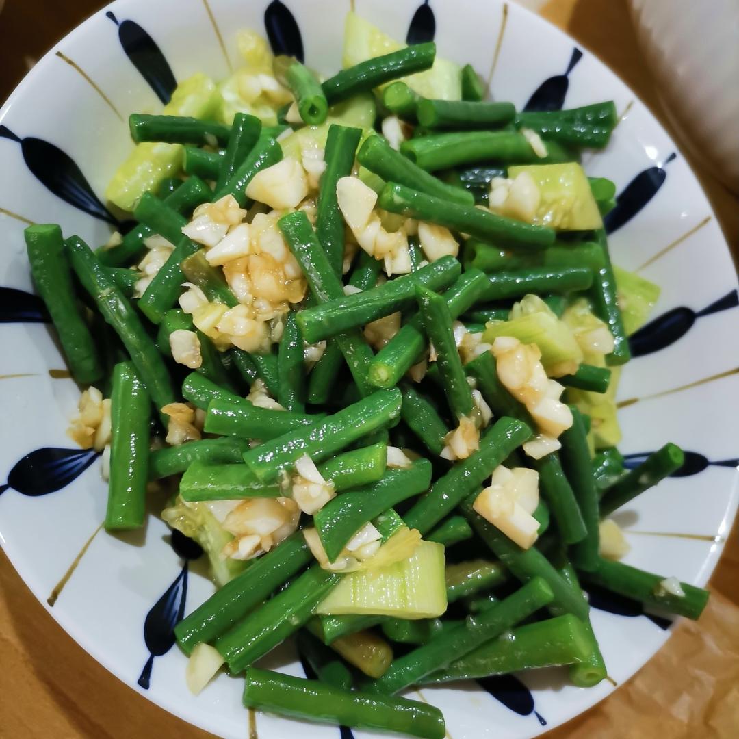 凉拌豆角黄瓜