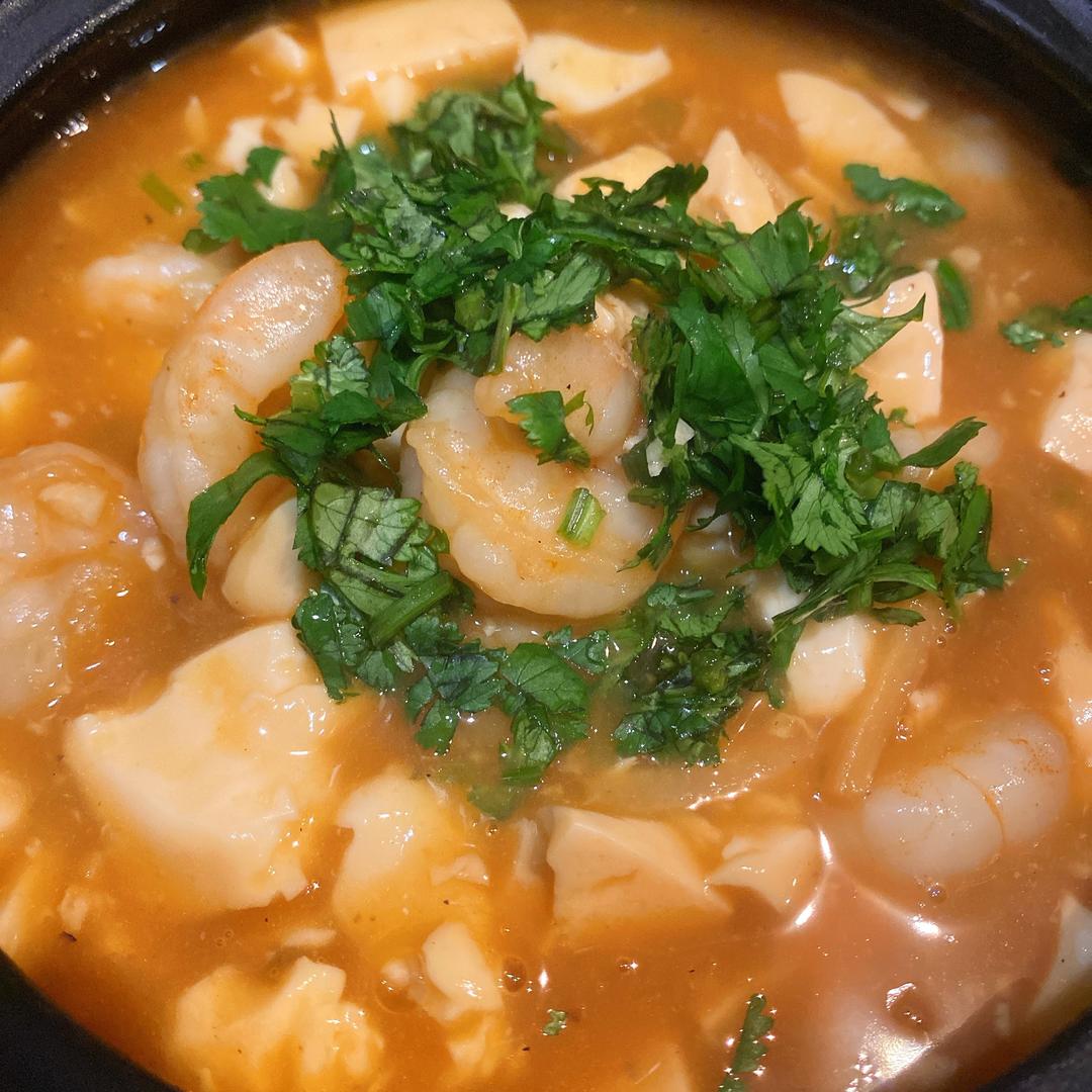 小白料理：香菜豆腐虾仁🍤煲的做法