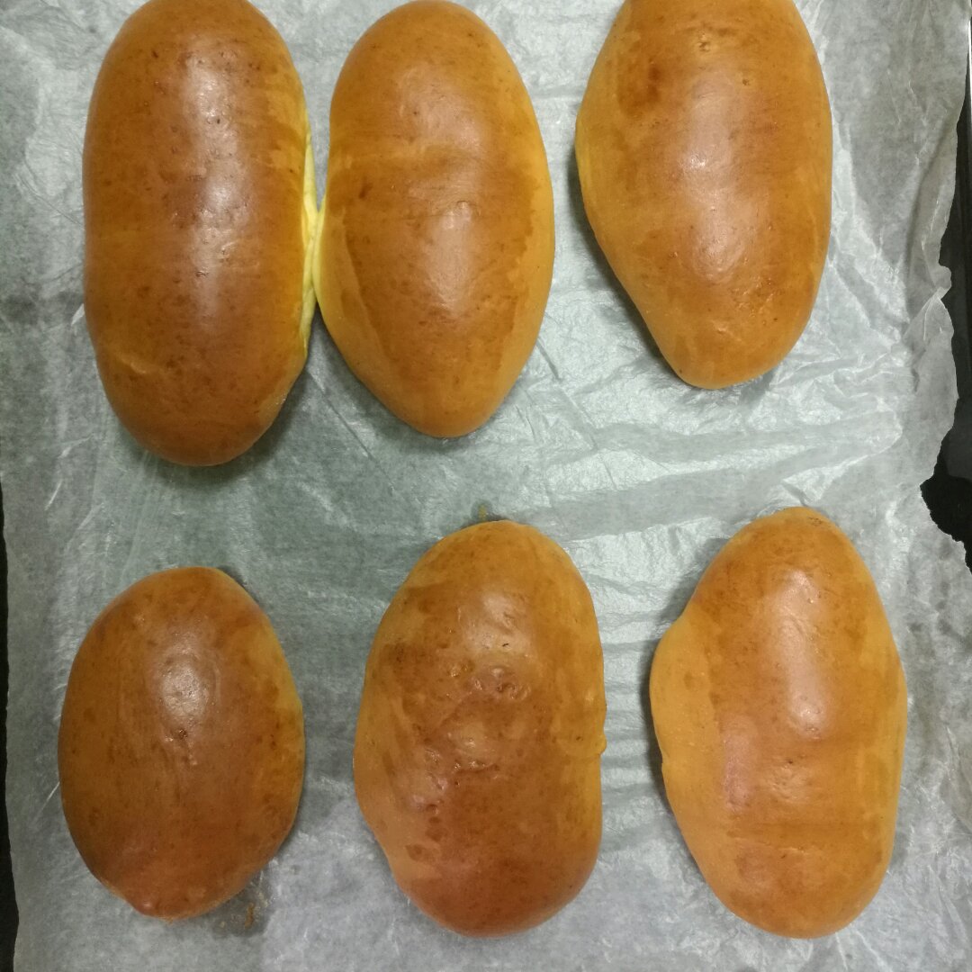 里松外松肉松面包