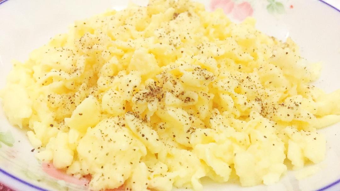 牛奶炒蛋