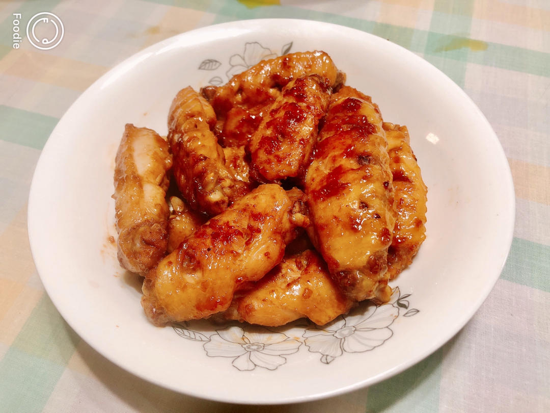蒜香蚝油鸡翅中
