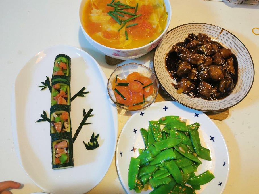 竹报平安黄瓜盅