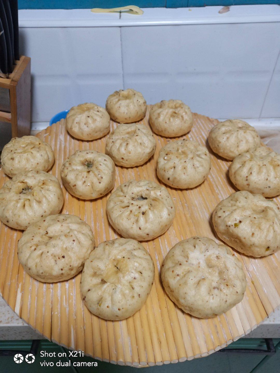 鲜肉豇豆包子
