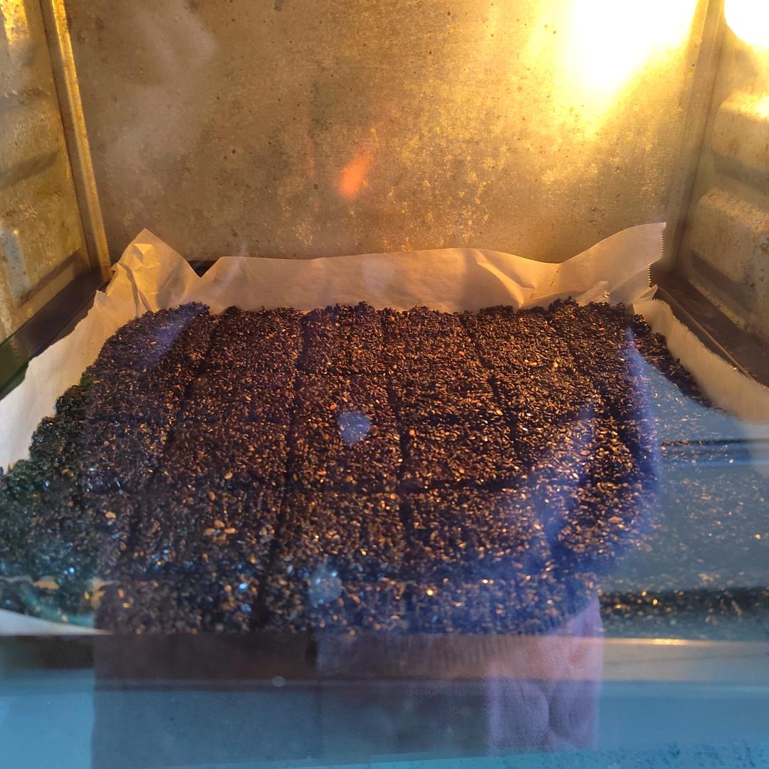 健康黑芝麻薄饼（仅需三步）