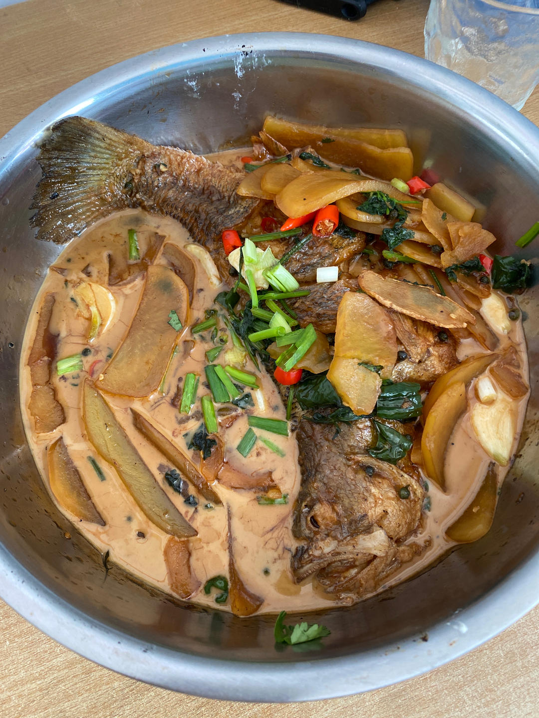 红烧鲈鱼