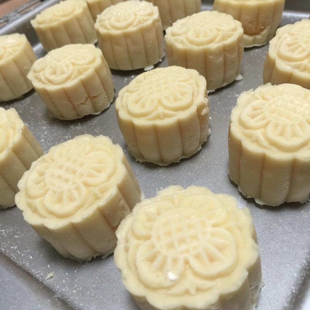 流心奶黄月饼（无吉士粉/转化糖浆版本）【曼食慢语】